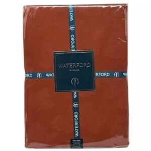 WATERFORD 70 x 84" Maplewood Rust Fall Leaves Thanksgiving Designer Tablecloth